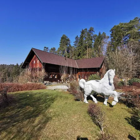 Guest house King At Ranch Kaja&grom